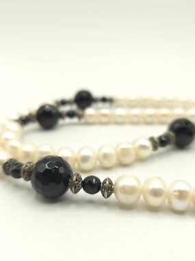 Freshwater Pearl Necklace w/Black Faceted Glass Beads Toggle Clasp 29"